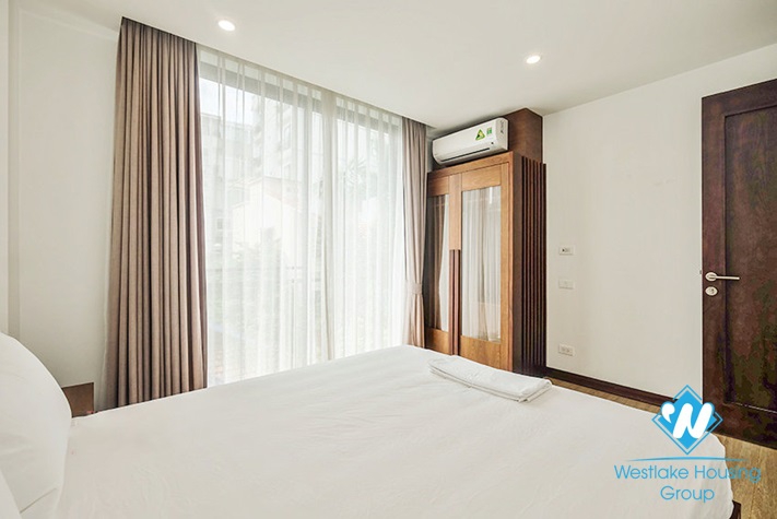 Brightly and cozy three bedrooms apartment for lease in Xuan Dieu, Tay Ho